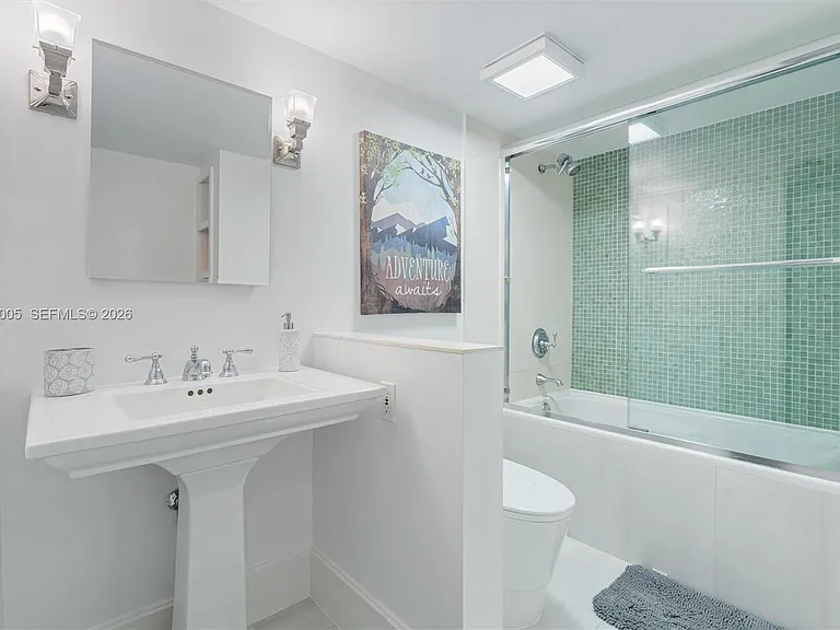 1800 S Ocean Dr #406 — Photo 30
