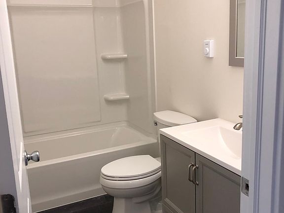 2nd image of 112 E Cherry Ln #112