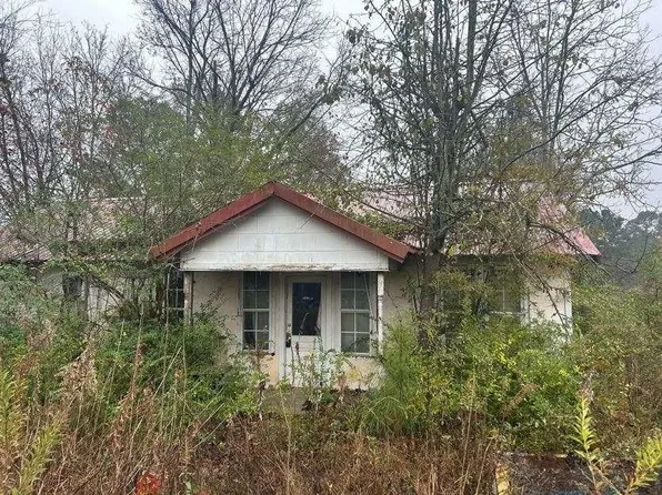 415 Shipp Rd, Hooks, TX 75561