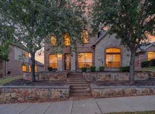 424 Castle St, Desoto, TX 75115