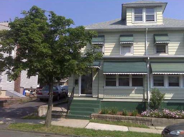 2nd image of 342 David St