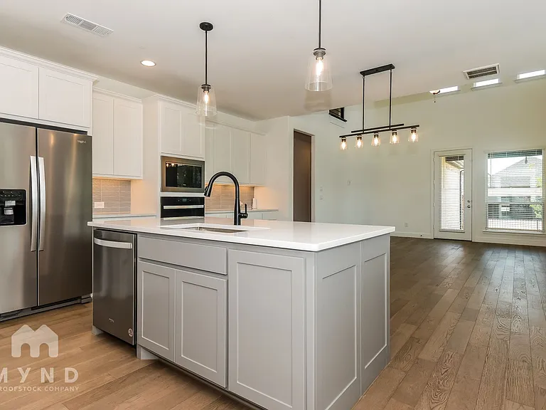 15518 Kestrel Mews — Photo 4