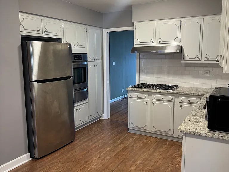 5038 W Wellington Ave — Photo 3