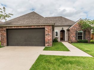 124 Mirada Ln, Lafayette, LA 70508