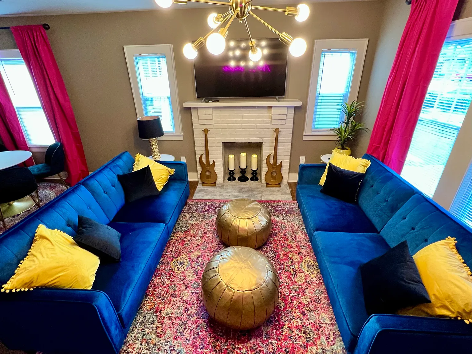 2 bed, 920 sqft, $1,995 — Photo 2