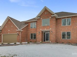1219 Cromwell Ln, Naperville, IL