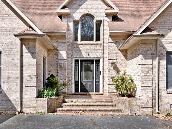 2nd image of 6728 Manadier Rd