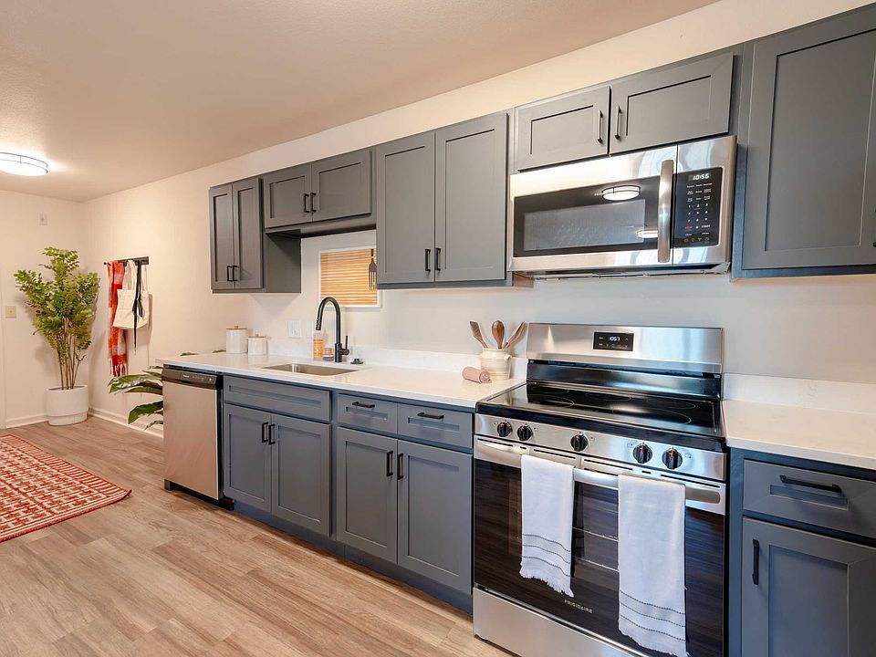 1st image of 1407 S Grand Ave #3336fe8a0