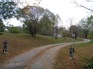 3492 Hayes Station Rd, Falmouth, KY 41040