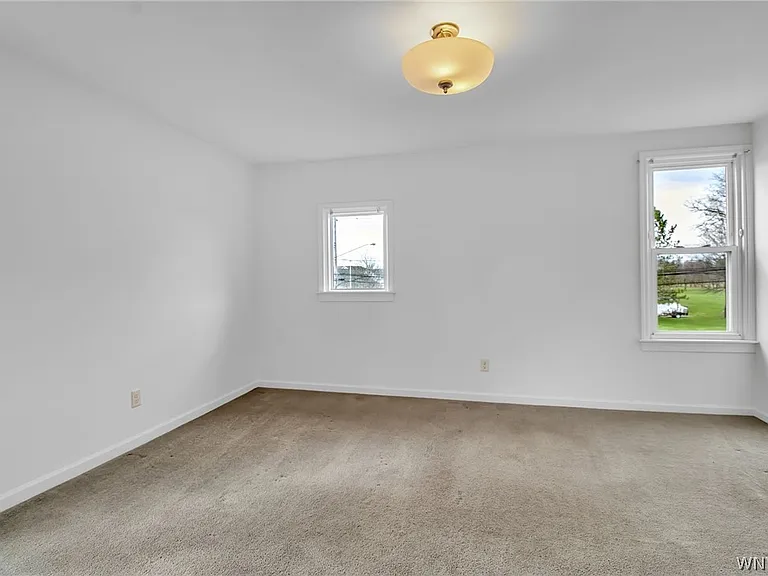 5849 Broadway St #8 — Photo 13