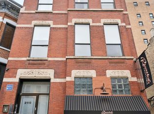 2119 N Clark St Building, Chicago, IL 60614