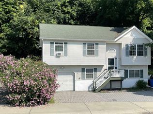 66 Wawayanda Ave, Middletown, NY 10940