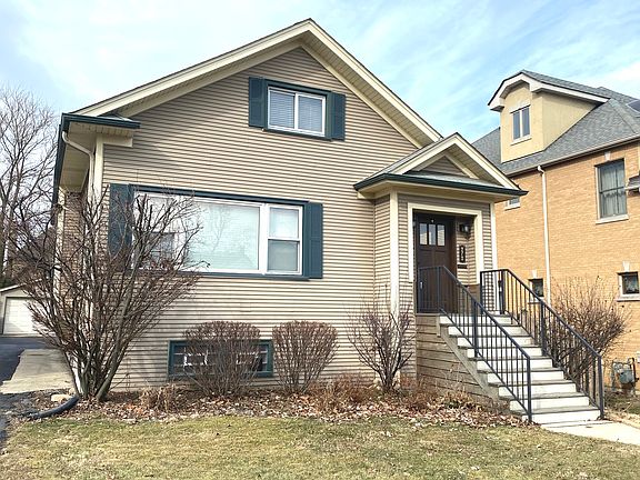 3rd image of 272 N Willow Rd