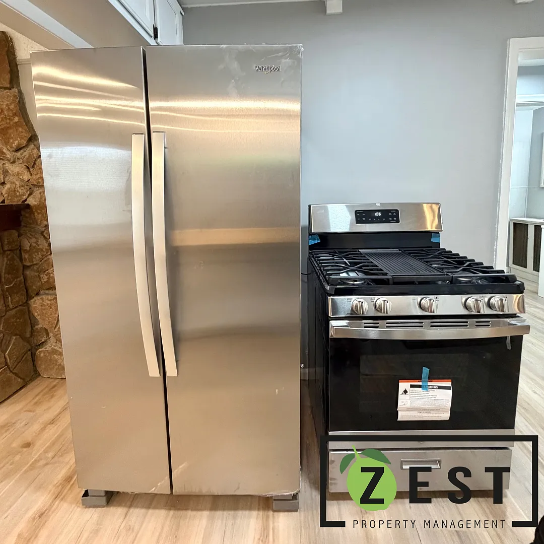 Gorgeous 2bed 1 bath Home — Photo 4