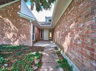 7214 Westbranch Dr, Houston, TX 77072