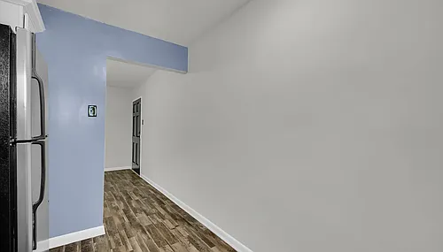 250 Little St Photo 1