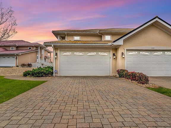 2nd image of 1082 La Casa Ct #A