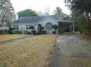 1104 E Redbud Ave, Crockett, TX 75835