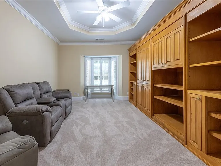680 W Paces Ferry Rd NW — Photo 15