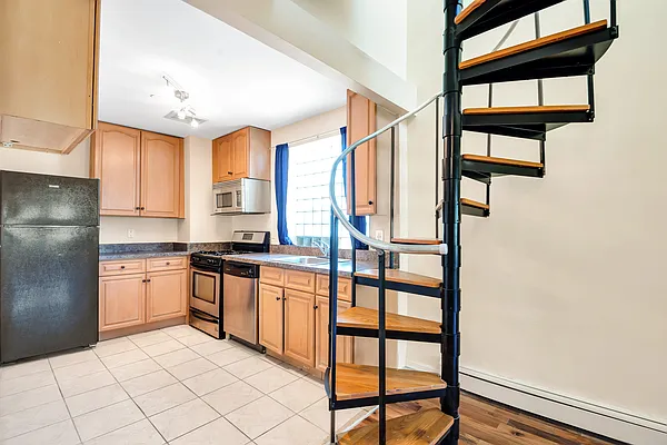 Sold by Corcoran | media 6