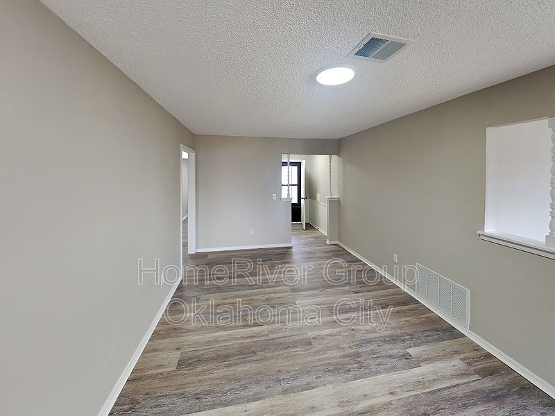 800 N Ramblin Oaks Dr, Moore, OK 73160 Zillow