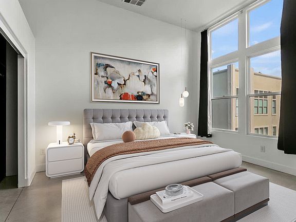 Private master bedroom