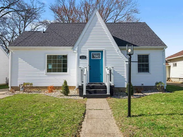 1316 E Beardsley Ave, Elkhart, IN 46514