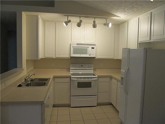 3rd image of 7908 Beamish Way #D