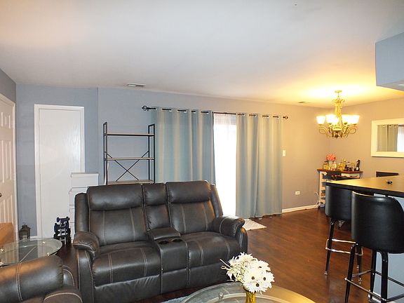 5th image of 7114 W 108th St APT 403