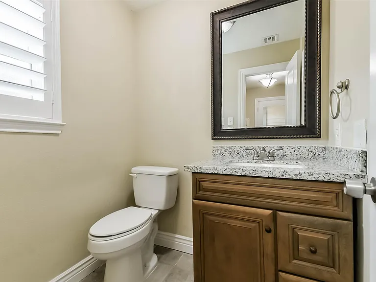 3911 Cherry Forest Dr — Photo 19