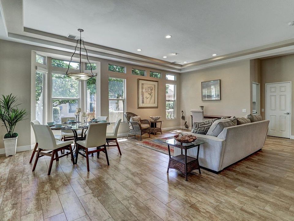 1st image of 44596 S Heritage Palms Dr