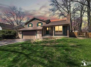 1280 Rutledge Dr, Temperance, MI 48182