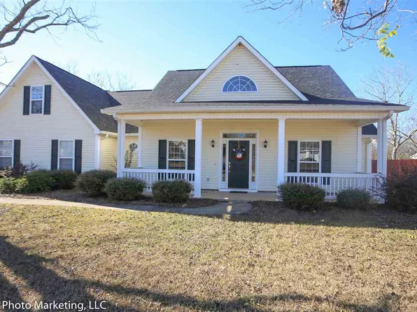 500 Grove Ln, Kathleen, GA 31047