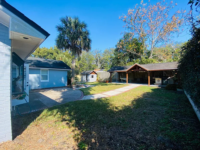 1539 Mayfair Rd — Photo 17