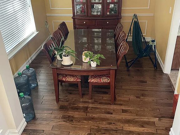 3rd image of 4852 New Forest Dr