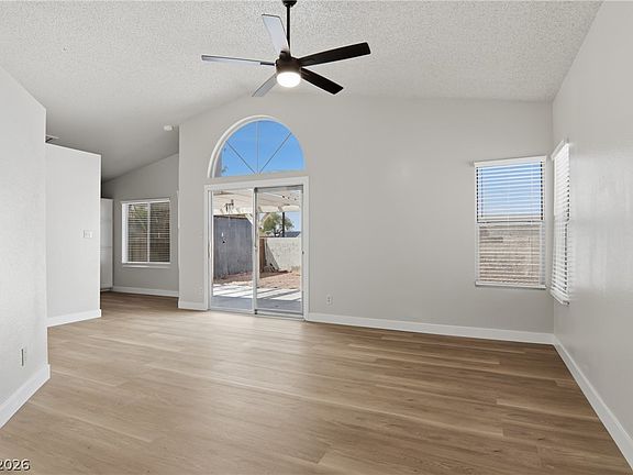 3rd image of 6224 Caprino Ave
