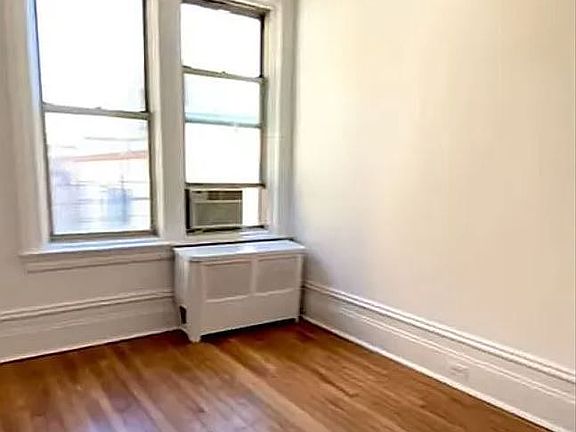 3rd image of 77 W 85th St APT 6E