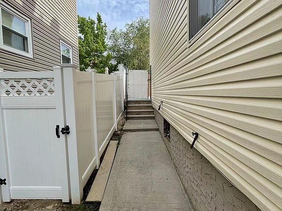 3rd image of 48 Ramapo Ave Floor 2