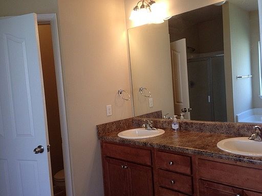 3rd image of 6747 Barnwood Dr
