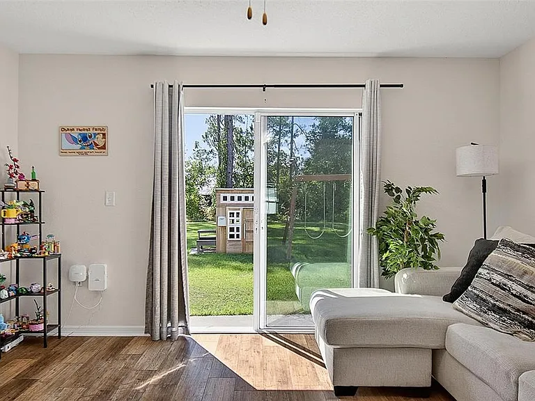 70 Pebble Beach Dr — Photo 36