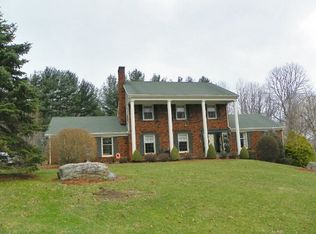 632 Fairway St, Bluefield, VA 24605