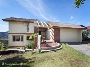 1039 Kaalula Pl, Honolulu, HI 96825