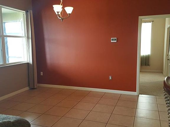 5th image of 570 E 19th St