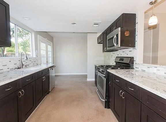 5th image of 12008 Aspendale Dr