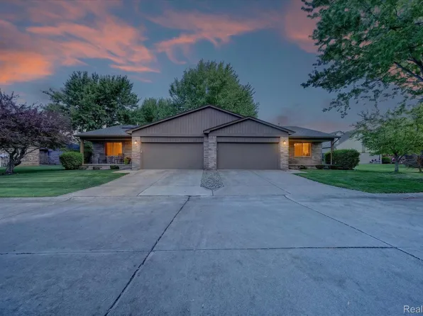 17225 Jed Ct, Clinton Township, MI 48038