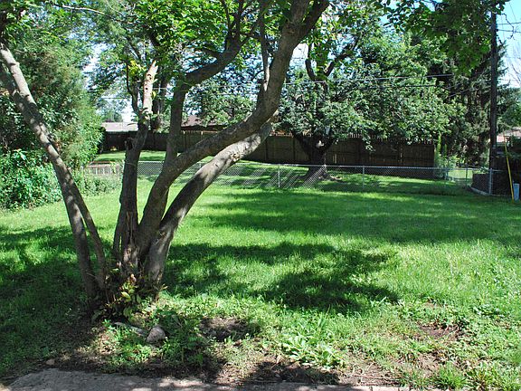 3rd image of 6900 Shaulis Dr