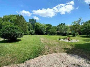 285 Swanson Rd, Saginaw, MI 48609