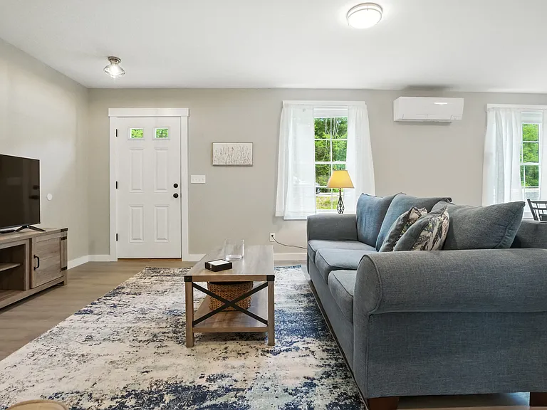 527 Sturtevant Hill Rd #B — Photo 9