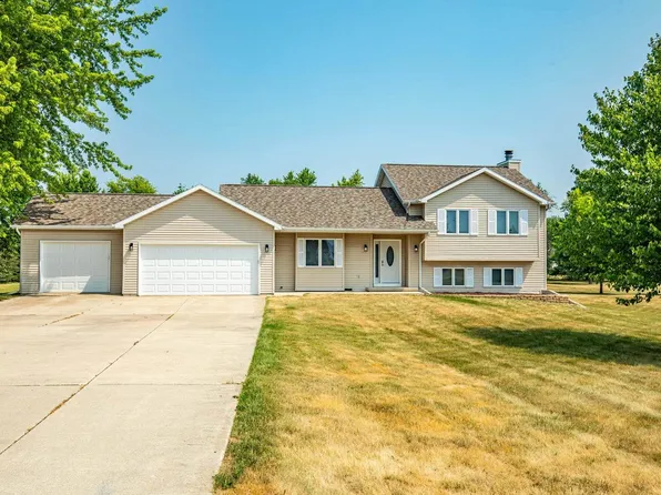 W3292 Blazer Road, Belleville, WI 53508