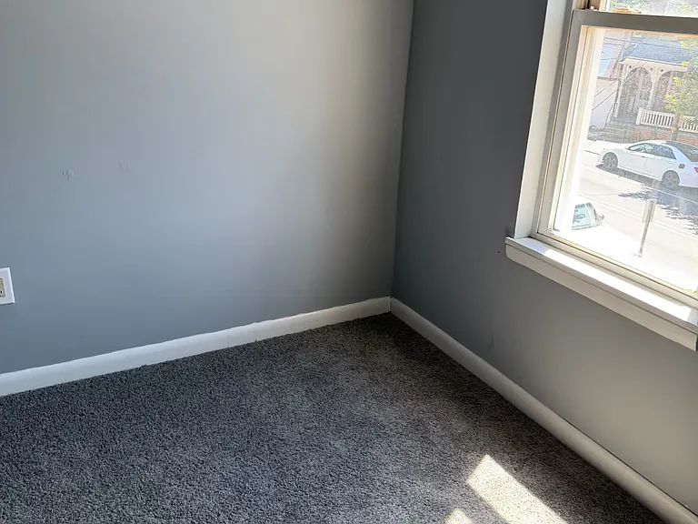 2905 N Market St — Photo 6
